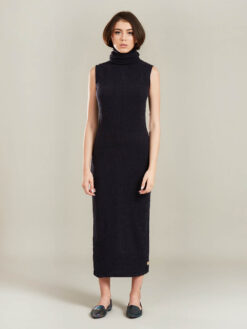 Rochie tricot bleumarin rochii casual rochii online ieftine simple fete Vrei sa ai o aparitie de neuitat? Inseamna ca ai nevoie de o rochie de seara cu adevarat speciala! Alege-ti favorita din colectia de rochii de seara din magazinul de rochii de dama Mangata! Rochii lejere spate gol Rochii simple