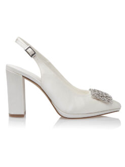 Cauti Sandale Albe cu Cristale Deosebite? Descopera Online Colectia Sandale Albe Saten Cristale Elegante Mireasa Menbur Ocazie MANGATA
