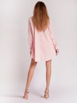Cauti sa cumperi o Rochie Camasa in Trend? Descopera Colectia Mangata Camasa de Dama Roz Primavara Vara Noua Colectie MANGATA