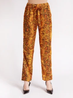 Cauti un Pantalon cu Imprimeu Sarpe? Descopera si Comanda pe Mangata.ro | Pantaloni de Dama Lungi SNAKE Colectia Animal Print MANGATA