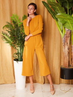 Cauti O Salopeta cu Design Deosebit? Comanda din Colectia Mangata Salopeta de Dama Eleganta Galben Mustar Casual Online MANGATA