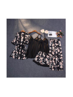 Cauti sa cumperi Pijamale de Dama Speciale? Descopera Colectia Noua Set Pijama Dama Satin Neagra Imprimeu Floral 5 Piese MANGATA