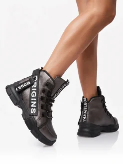 Cauti o Gheata in Trend Deosebita? Descopera Colectia Mangata | Ghete Dama Fashion Argintii Incaltaminte Sport Mangata, Livrare Rapidă