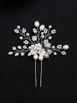 Cauti un Pin de Mireasa cu Perle? Descopera Mangata Jewelry Pin Argintiu Perle Cristale Coafura Mireasa Nunta MANGATA Online