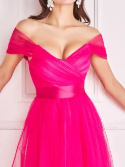 cauti o Rochie Lunga de Seara Deosebita? Comanda pe Mangata.ro Rochie Lunga Eleganta de Ocazie Roz MANGATA, Livrare Rapida