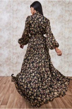 Cauti o Rochie Lunga Eleganta cu Imprimeu? Descopera Colectia Extravagant Rochie Neagră Lungă Elegantă Imprimeu Floral Online MANGATA