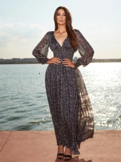 Cauti o Rochie Lunga Couture de Gala? Descopera Colectia Mangata.ro Rochie de Seară Lunga Albastra Voal Imprimeu Floral MANGATA