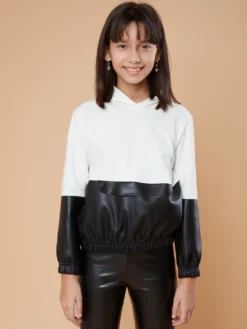 Cauti un Bluzon pentru Printesa ta? Descopera Colectia Mangata KIDS | RBluzon pentru Fetite Alb Piele Neagra Trening MANGATA, Livrare Rapida