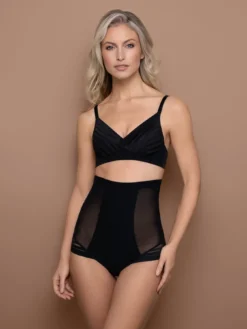 Cauti Chilot Modelator Confortabil? Descopera pe MANGATA brandul BYE BRA, Chilot Modelator Mesh Talie Inalta Negru Bye Bra, Livrare Rapida