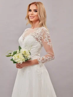 Cauti o Rochie de Mireasă Specială? Comanda Online pe Mangata.ro | Rochie de Mireasă Dantelă Mânecă Lungă MANGATA, Livrare Rapidă
