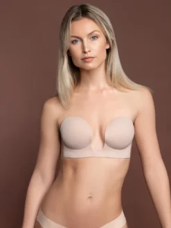 Cauti un Sutien Modelator Confortabil? Descopera pe MANGATA brandul BYE BRA, Sutien fara Cusaturi Decolteu Bej Bye Bra, Livrare Rapida