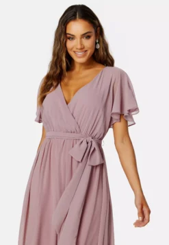 Cauti o Rochie Lunga Eleganta Ieftina? Comanda pe MANGATA.ro | Rochie de Seara Lunga Roz Eleganta Rochii Ocazie MANGATA Nunta