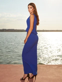 Cauti o Rochie Bleumarin Deosebita? Descopera Colectia Mangata Sensual Rochie de Seara Lunga Albastra Eleganta Ieftină MANGATA