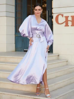 Cauti o Rochie Lunga de Ocazie Specială? Descopera Colectia Extravagant Rochie Lunga de Seară Lila Eleganta Satin Vaporoasă Mânecă Lungă