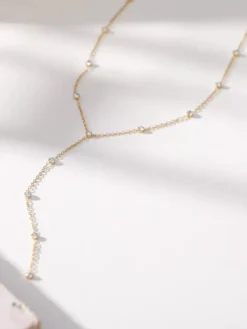 Cauti Bijuterii Speciale? Descopera pe MANGATA Colier Elegant Auriu cu Cristale Stralucitoare Mireasa MANGATA, Livrare Rapida, Calitate