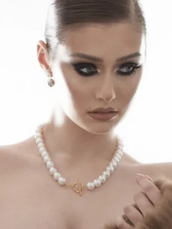 Cauti Bijuterii Speciale? Descopera pe MANGATA Colier de Dama Elegant Auriu cu Perle de Mallorca MANGATA, Livrare Rapida, Calitate