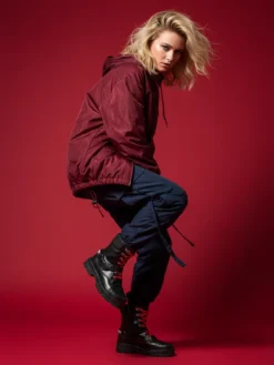 Cauti Bocanci Negri in Trend? Descopera Colectia Mangata Casual Bocanci Piele Neagra Fashion Cristale Dama Incaltaminte MANGATA online