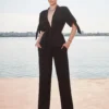Cauti un Compleu Elegant Deosebit? Descopera Noua Colectie, Compleu de Elegant Negru Decoletu in V MANGATA, Livrare Rapida