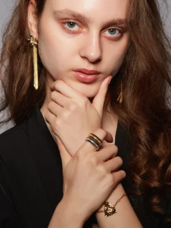 Inel de Dama Modern Argintiu Reglabil MANGATA, Vino si Descopera Bijuteriile in Trend Mangata. Fii la Moda! Livrare Rapida