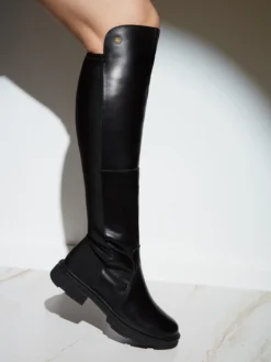 Cauti Cizme din Piele Naturala In Trend? Descopera Colectia Mangata Cizme Negre Lungi Piele Naturala Nappa MOSQUETER, Livrare Rapida