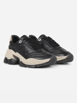 Cauti Sneakers din Piele Naturala Deosebiti? Descopera Online Colectia MANAGATA, Sneakers Bronx Negru Piele Naturală Talpă Înaltă, Livrare Rapida