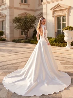 Cauti o Rochie de Mireasă Specială? Comanda Online pe Mangata.ro | Rochie de Mireasă Alba Tafta Satinata Dantela Spate Gol MANGATA, Livrare Rapidă