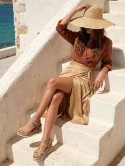 Cauti Sandale Casual de Primavara Vara? Vezi Colectia MENBUR la MANGATA Sandale Menbur Verzi Casual de Vara Platforma Rockstuds