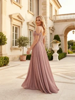 Livrare Gratuita. Cauti o Rochie Eleganta Speciala? Comanda pe MANGATA.ro | Rochie Lungă de Ocazie Despicată Voal Domișoară Onoare