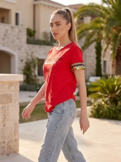 Cauti un Tricou de Primavara Vara Modern? Descopera si Comanda Online Tricou Rosu de Vara cu Paiete Casual MANGATA, Livrare Rapida