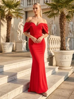 Vrei sa ai o aparitie de neuitat? Ai nevoie de o rochie de seara cu Speciala! Rochie de Seara Eleganta Lunga Rosie ROCHII Nasa Deosebite