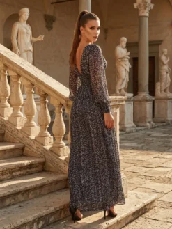 Cauti o Rochie Lunga Couture de Gala? Descopera Colectia Mangata.ro Rochie de Seară Lunga Albastra Voal Imprimeu Floral MANGATA