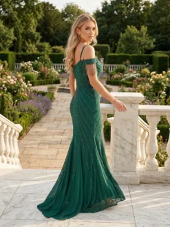 Cauti o Rochie Lunga Couture de Gala Online? Descopera Colectia Mangata.ro Rochie de Seara Verde Lunga Couture Lux Margele ROCHII