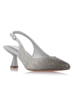 Descoperă noile sandale Menbur! Model slingback argintiu cu degrade de cristale și toc kitten comod. Eleganță spaniolă pentru evenimente speciale.