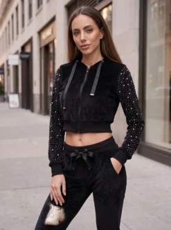 Cauti un Trening Negru de Dama cu Design Deosebit? Descopera Mangata.ro Trening Negru Strasuri Perle Treninguri Ieftine Catifea Fashion
